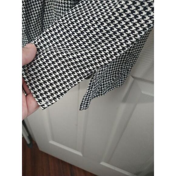 J.Jill Woman LP Blouse Black White Hounds tooth V Neck Collared Long Sleeve... - Picture 9 of 10